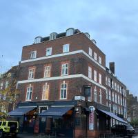 Three Falcons: bir Londra, St Johns Wood oteli