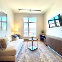 Lovely Brand New Condo, hotel in zona Aeroporto Internazionale di Victoria - YYJ, Sidney