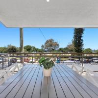 Beached On Marine Parade, hotel em Kingscliff Beach, Kingscliff