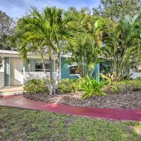 Indian Rocks Beach Duplex, Close to Beaches!, מלון ב-Indian Rocks Beach, קלירווטר ביץ'