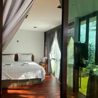 4 Simple Minimalistic Rooms at Sunset Lodge - Eco Valley Retreat 豐之谷, hotell  lennujaama Tawau lennujaam - TWU lähedal