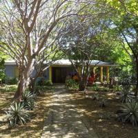 Hospedaje frente a la playa Huehuete, hotel in Tupilapa