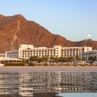 InterContinental Fujairah Resort, an IHG Hotel, готель у місті Аль-Ака