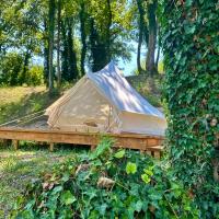 Zeta River Glamping, hotel u gradu Danilovgrad