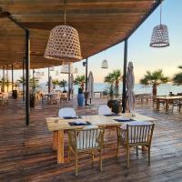 L'azure Beach Resort, готель біля аеропорту Neom Bay Airport - NUM, у місті Khuraybah