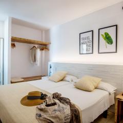 Apartamentos Es Pujols - Emar Hotels