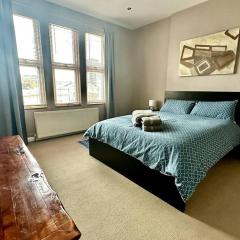 Luxury 2 bed flat Kings Road, Fulham