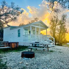 The Perch- Texas Tiny Haus with amazing views