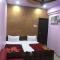 Goroomgo Atithi Galaxy Kanpur Near Railway Station - Hotel-at-Prime-Location Spacious-Room with-wi-fi & Parking Availability,