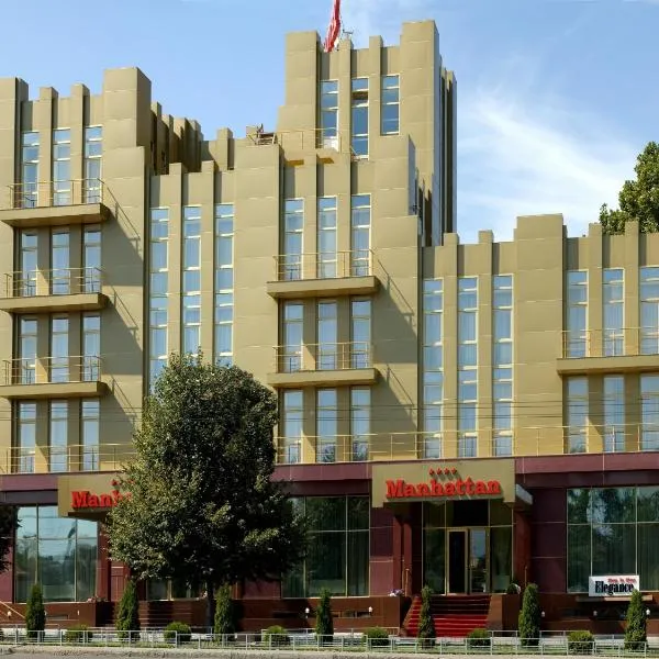 Manhattan Hotel & Restaurant, hótel í Vadul lui Vodă