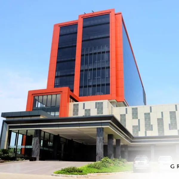 Grand Karlita Hotel Purwokerto, hotel i Baturraden