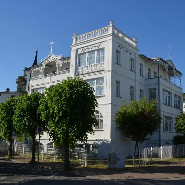 Strandvilla Glückauf, hotell Ostseebad Sellinis