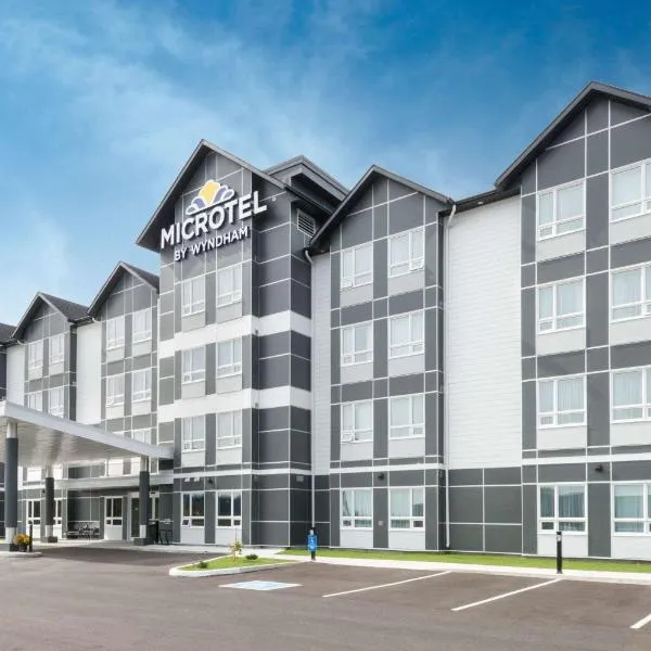 Microtel Inn & Suites by Wyndham Sudbury, hotel Sudburyben