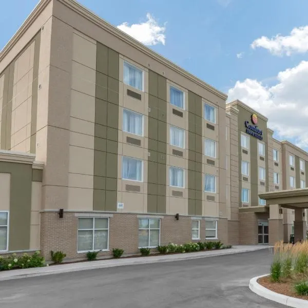 Comfort Inn & Suites, hotel di Newcastle