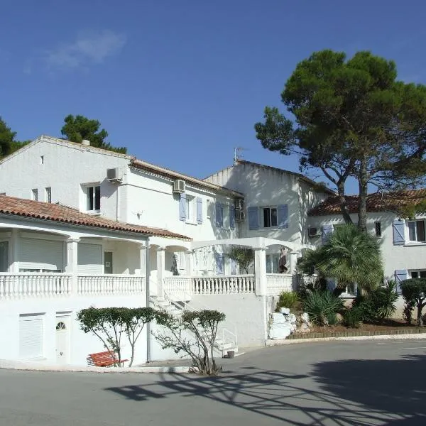 Le Sarac Hôtel, hotel di Mourèze