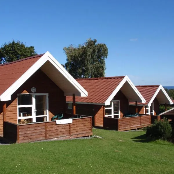 Sandkaas Family Camping & Cottages, hotel en Gudhjem