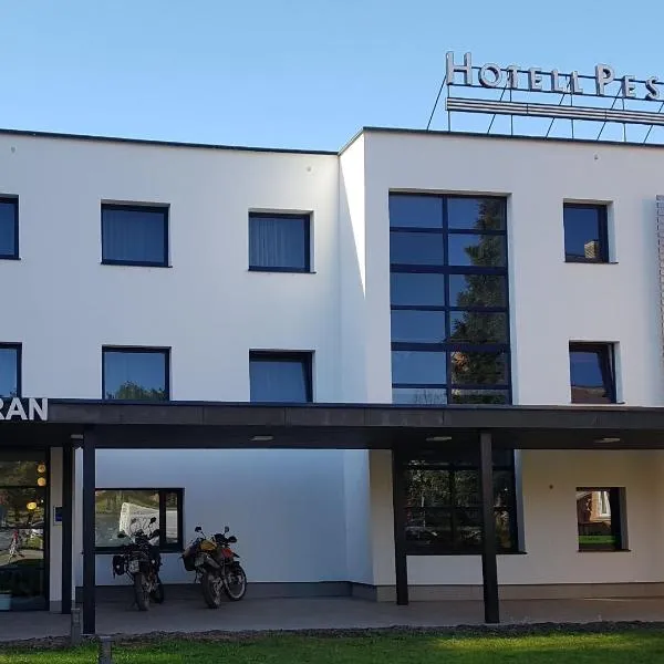 Pesa Hotel: Ihamaru şehrinde bir otel