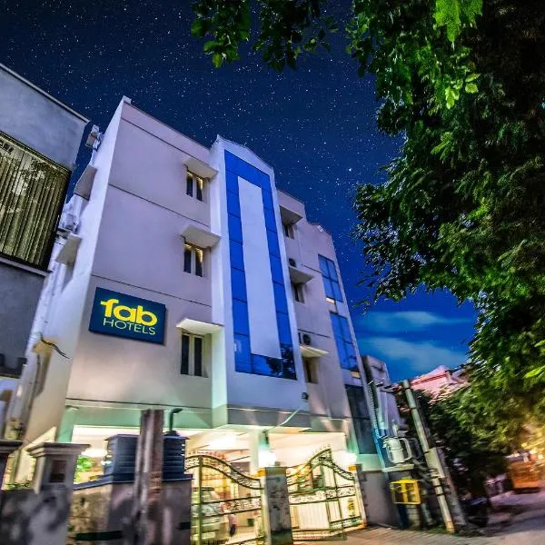 FabHotel Aditya Yatri Nivas - Nr Tirupati Railway Station, hotell i Tirupati