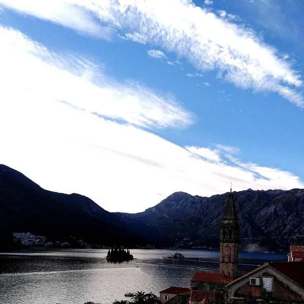 Apartment Mediterraneo Blue Sky, hotell i Perast