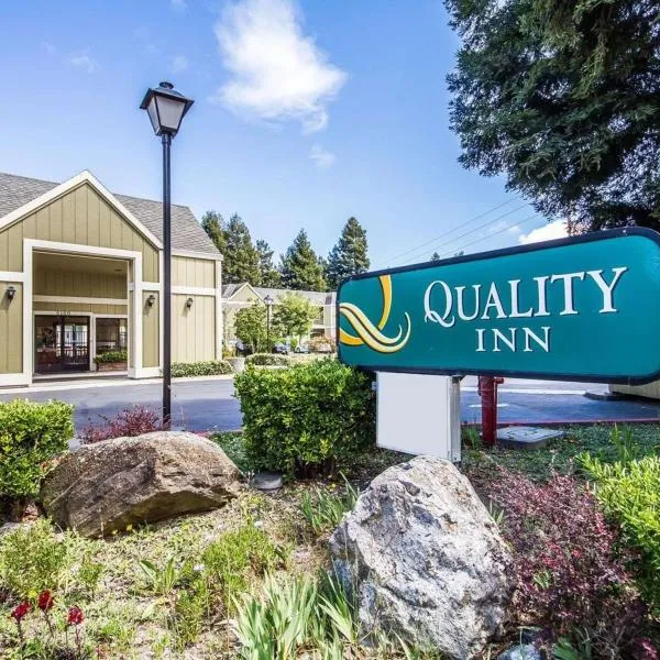 Quality Inn Petaluma - Sonoma, хотел в Петалума