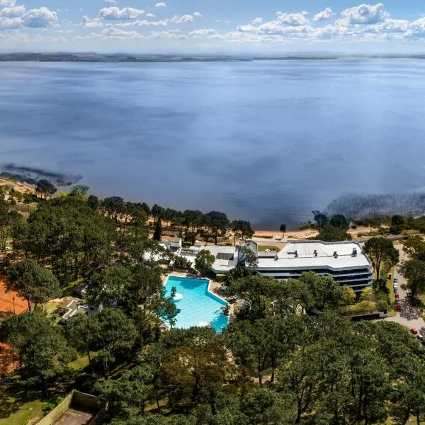 Hotel del Lago Golf & Art Resort, hotel em Sauce de Portezuelo