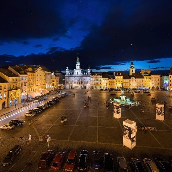 Grandhotel Zvon – hotel w mieście Rudolfov