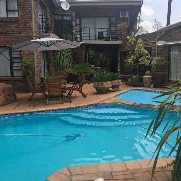 Francor Guesthouse, hotel en Soshanguve