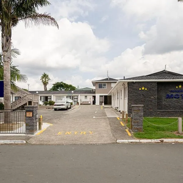 Pukekohe Motel, hotell i Karaka