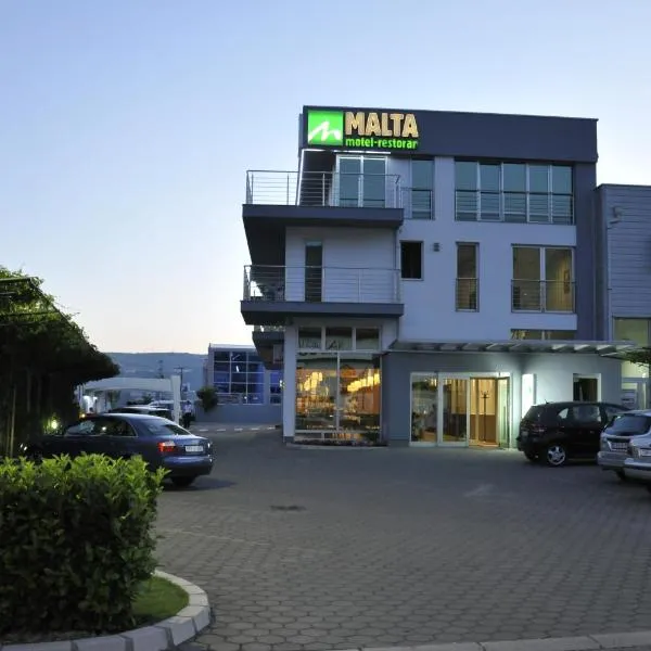 Hotel Malta, hotel en Kosor