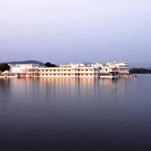 Taj Lake Palace Udaipur, hotel di Udaipur