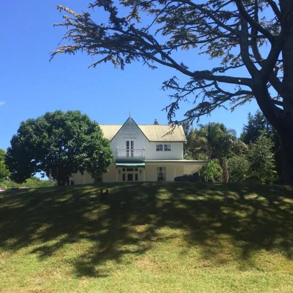 Paheke Boutique Lodge, хотел в Kaikohe