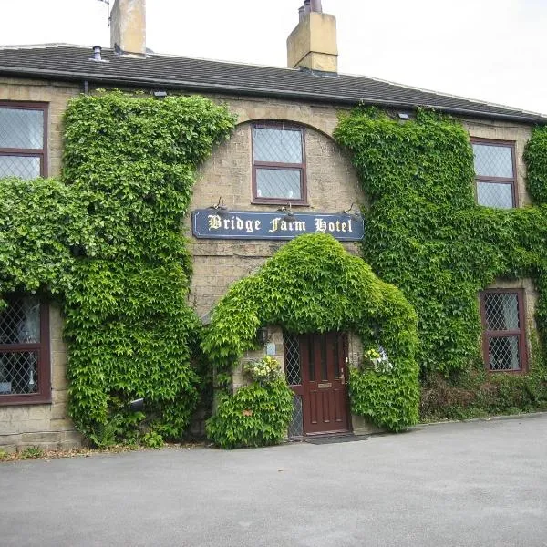 Bridge Farm Hotel, hotel sa Wakefield