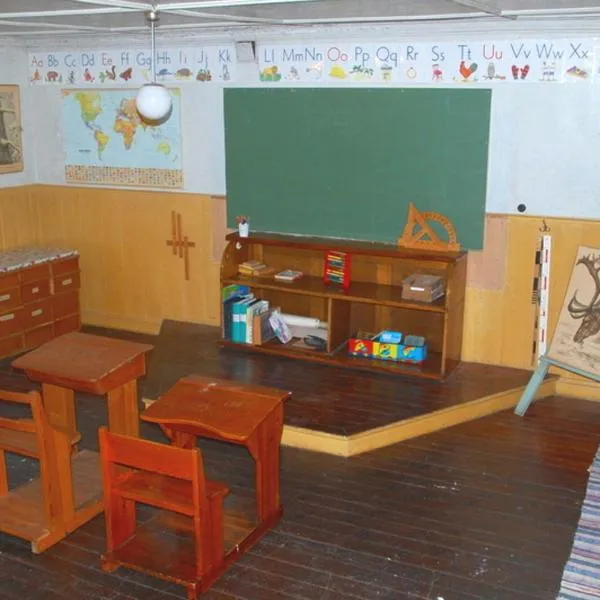 Ljungås Gamla Skola, khách sạn ở Laxå