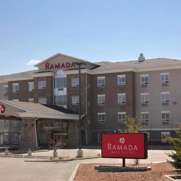 Ramada by Wyndham Drumheller Hotel & Suites, hotelli kohteessa Drumheller