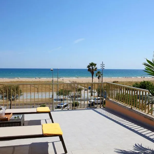 Aparthotel Solifemar, hotell i Castelldefels