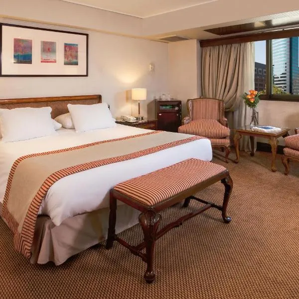 Hotel Plaza San Francisco, khách sạn ở La Reina