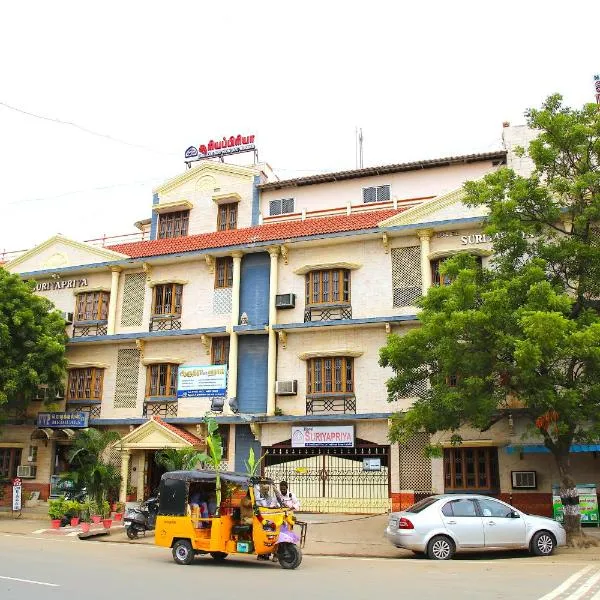 Hotel Suriyapriya, hotel u gradu 'Panruti'