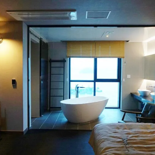 Louis Boutique Hotel, hotel en Changwon