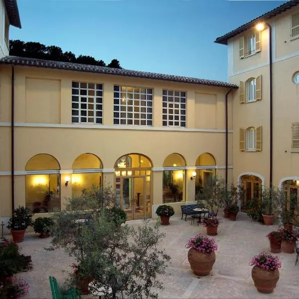 Hotel San Luca, hotel em Spoleto