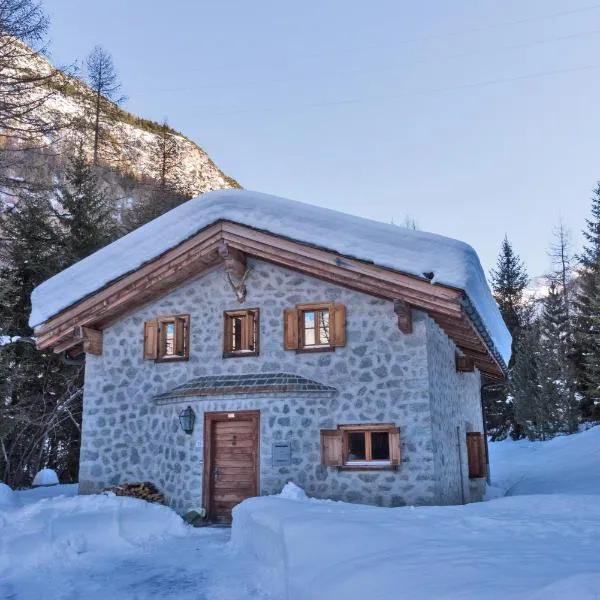 Chalet Gulas - La Punt-Chamues-ch, hotel di St. Moritz