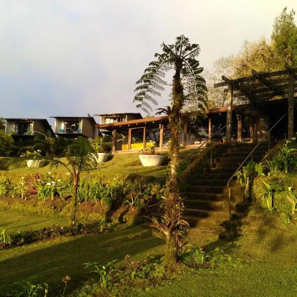 Villa Calas, hótel í Heredia