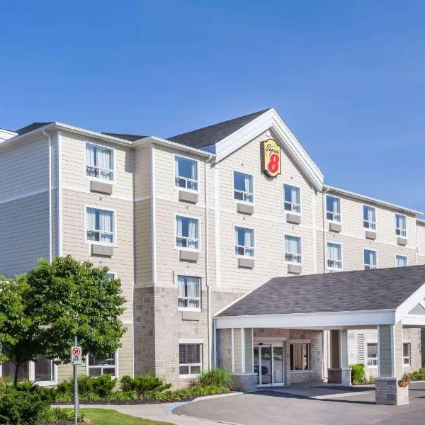 Super 8 by Wyndham Peterborough, hotel di Peterborough