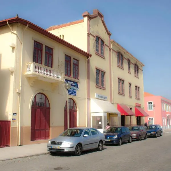 Alameda Guest House 1, hotell i Espinho