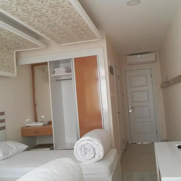 Cihan Hotel, hotel a Hopa