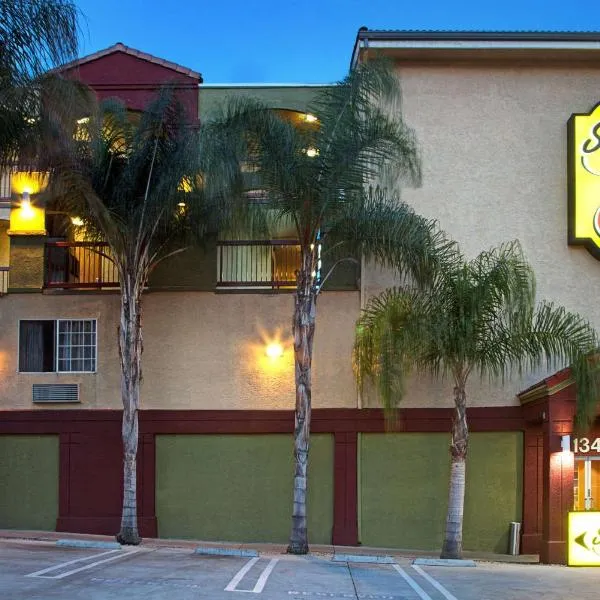 Super 8 by Wyndham Los Angeles Downtown, hotel v Los Angelesu