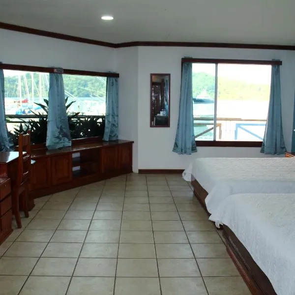 Fish Hook Marina Hotel, hotel in Golfito