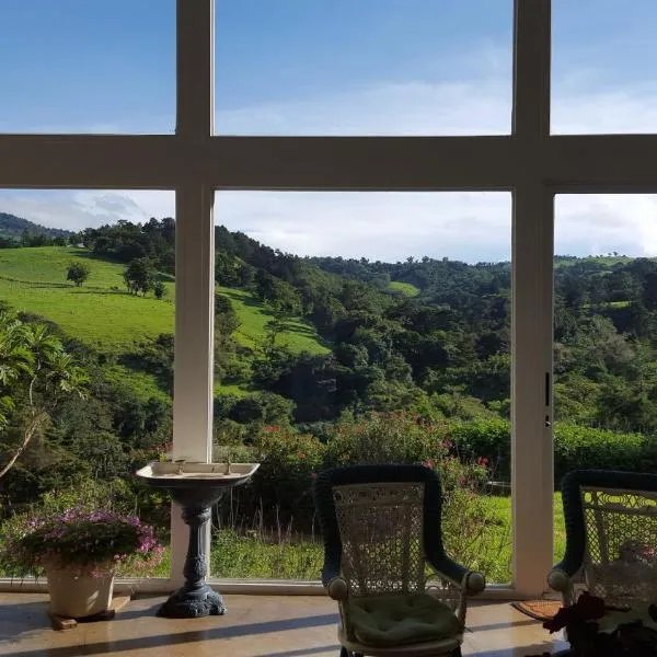 Quinta Esencia, hotel di Alajuela