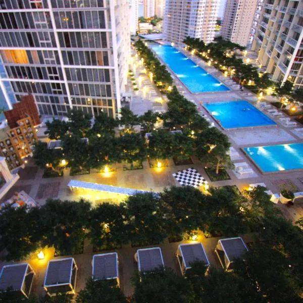 Luxury Waterfront Condo In The Urban Oasis At Icon-Brickell Free Spa, hotel di Miami