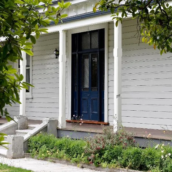 Harold House, hotel sa Reefton