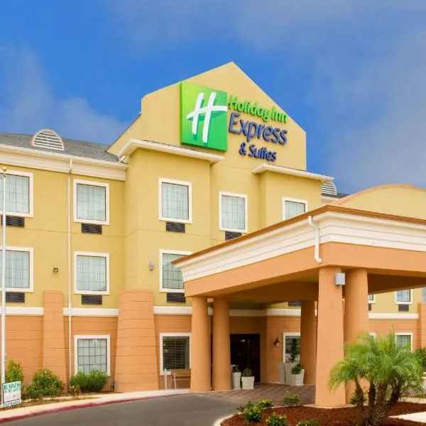 Holiday Inn Express & Suites - Jourdanton-Pleasanton, an IHG Hotel, hotell i Pleasanton